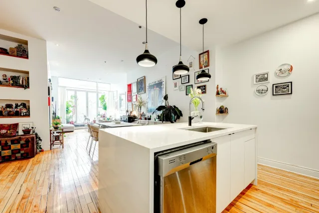 Appartement vendu, Ville-Marie