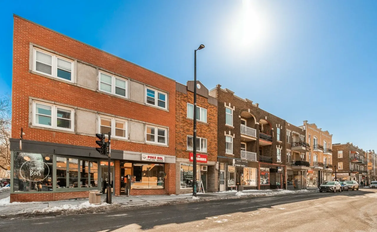 Plex vendu, Le Plateau-Mont-Royal