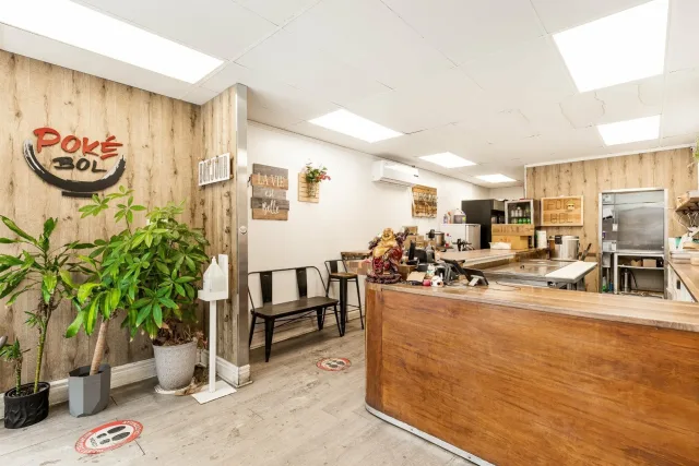 Plex vendu, Le Plateau-Mont-Royal