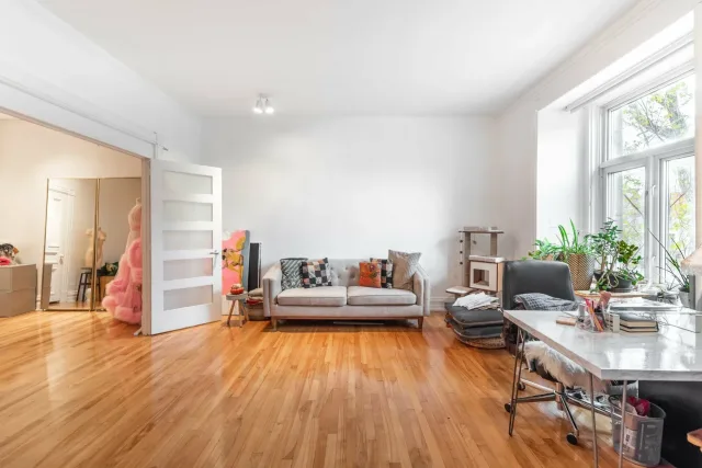 Triplex vendu, Le Plateau-Mont-Royal