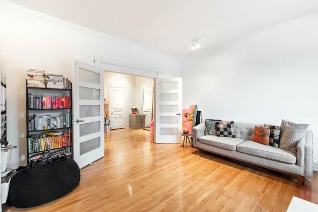 Triplex vendu, Le Plateau-Mont-Royal