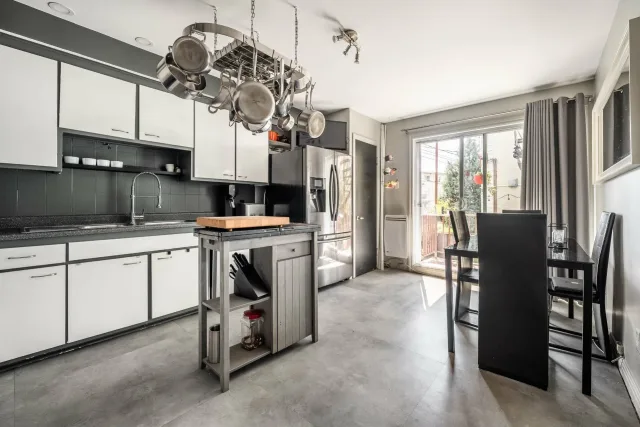 Duplex vendu, Rosemont/La Petite-Patrie