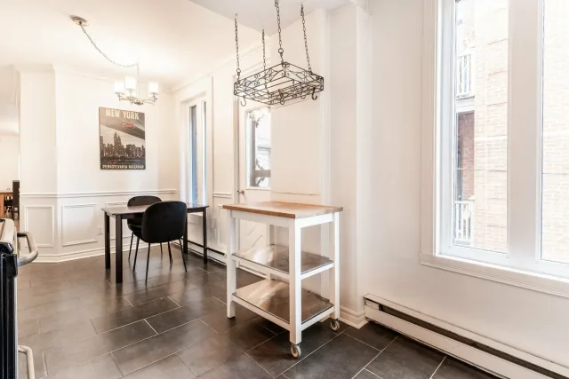 Appartement vendu, Outremont