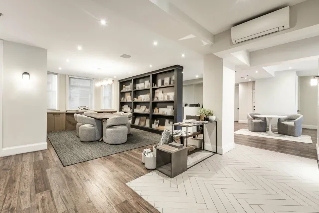 Condo commercial vendu, Westmount