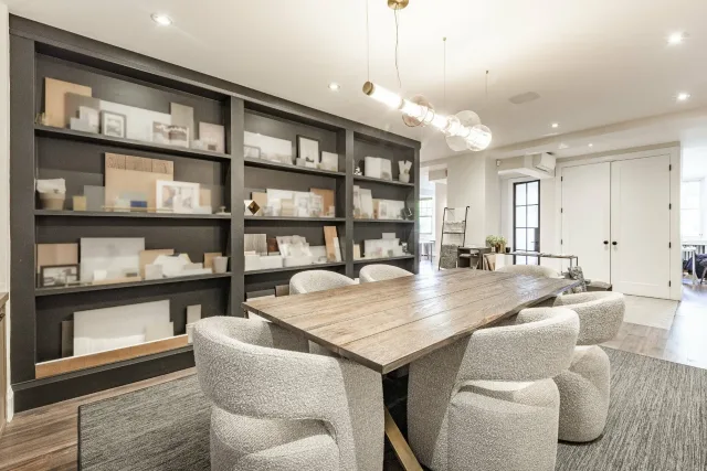 Condo commercial vendu, Westmount