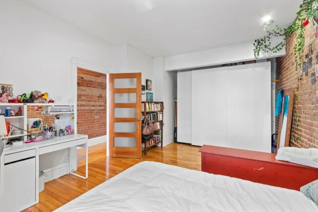 Triplex vendu, Le Plateau-Mont-Royal