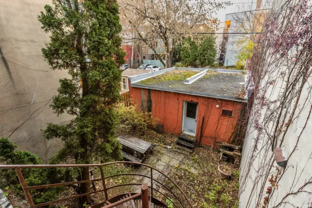 Duplex vendu, Le Plateau-Mont-Royal