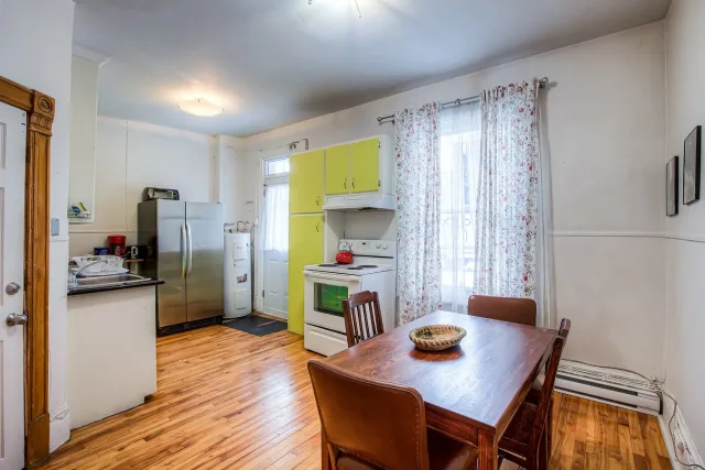 Triplex vendu, Le Plateau-Mont-Royal