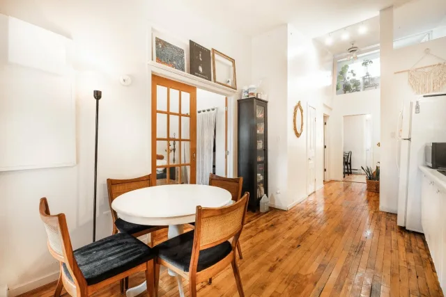 Duplex vendu, Le Plateau-Mont-Royal
