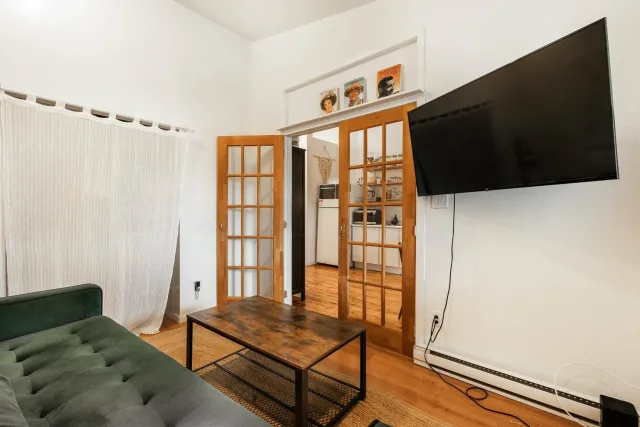 Duplex vendu, Le Plateau-Mont-Royal