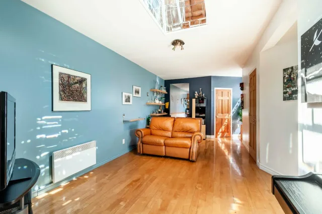 Triplex vendu, Le Plateau-Mont-Royal