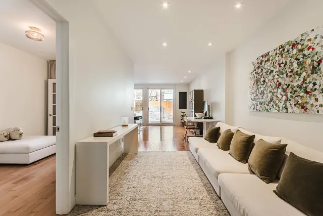 Duplex vendu, Le Plateau-Mont-Royal