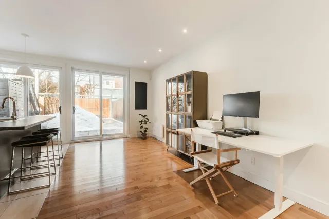 Duplex vendu, Le Plateau-Mont-Royal