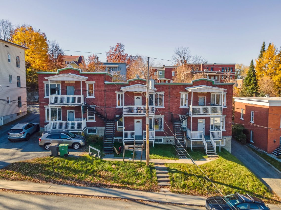 Plex for sale, Les Nations